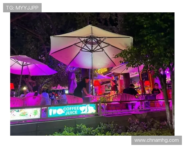 澳門凱旋門夜晚灯光秀及周边夜生活热闹场所推荐